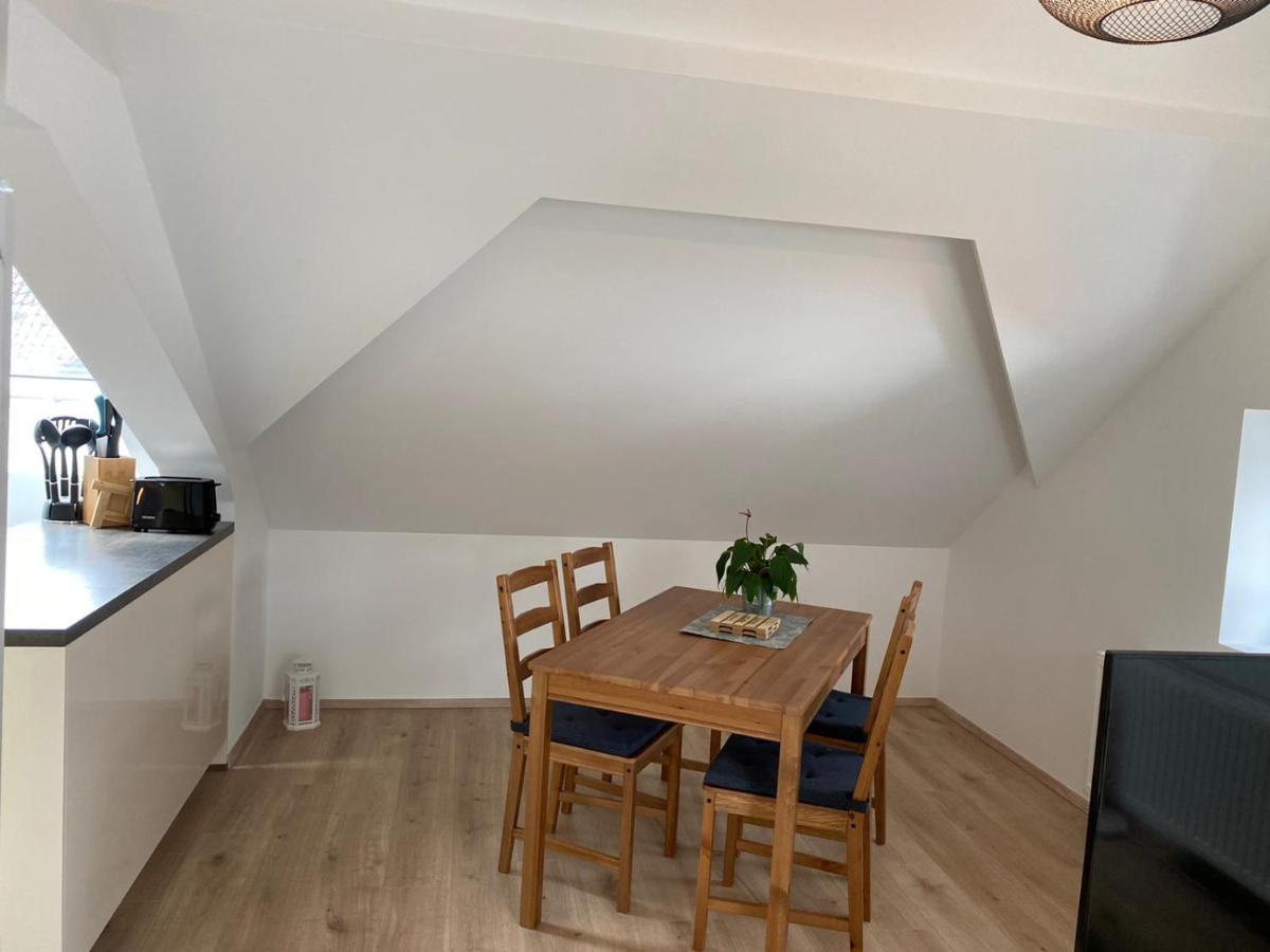 Helle 2 Zi. Wohnung Naehe Flughafen Muenchen Haimhausen  Buitenkant foto